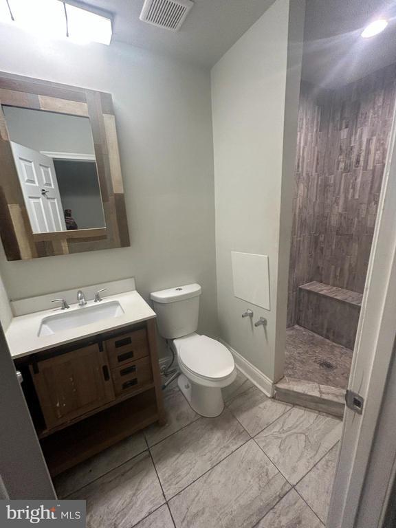 Building Photo - 4638 York Rd