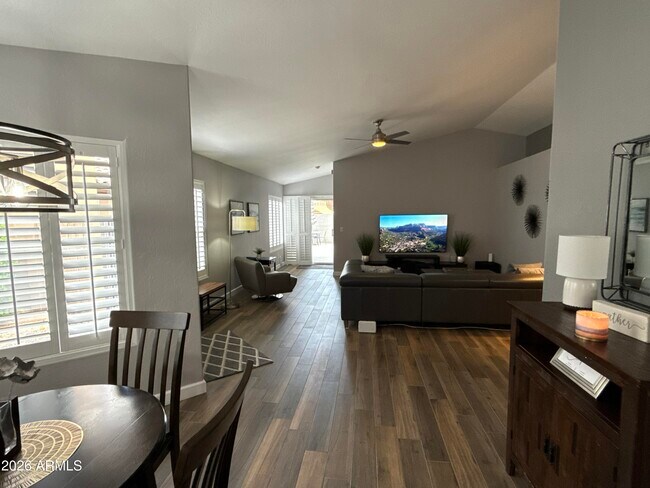 Building Photo - 4052 E Chaparosa Way