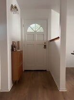 Building Photo - 18435 Keswick St