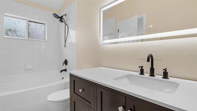 Building Photo - 12923 Fieldmoor Ct