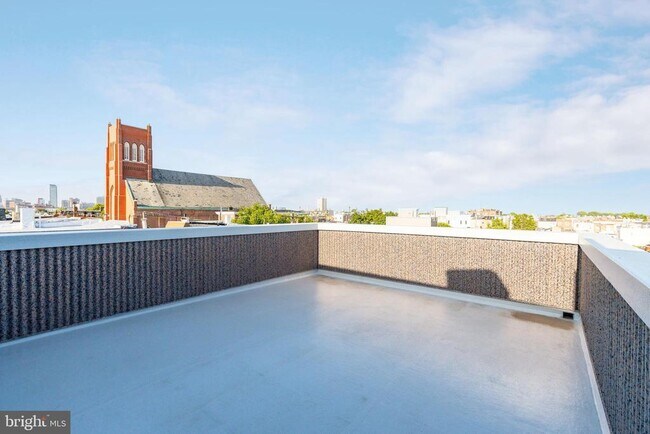 Building Photo - 1526 S 10th St
