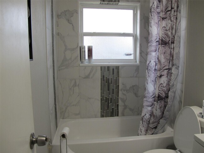 Building Photo - 14207 Long River Ct