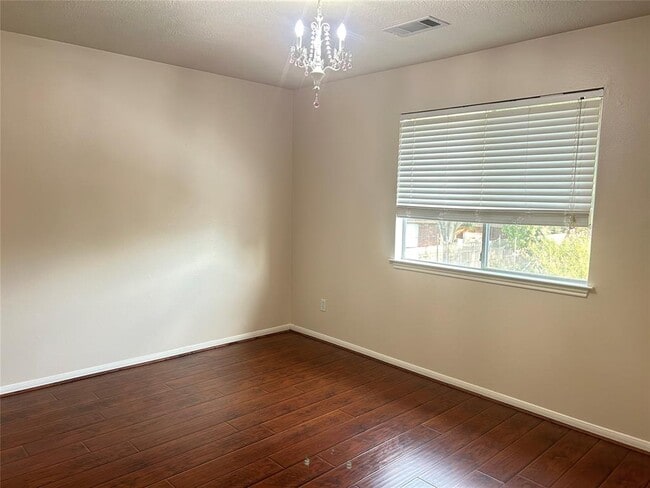 Building Photo - 20519 Westfield Estates Dr
