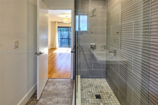 Building Photo - 3306 Torremolinos Ave