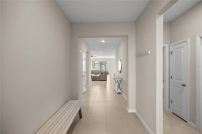 Building Photo - 8899 SW 50th Ave