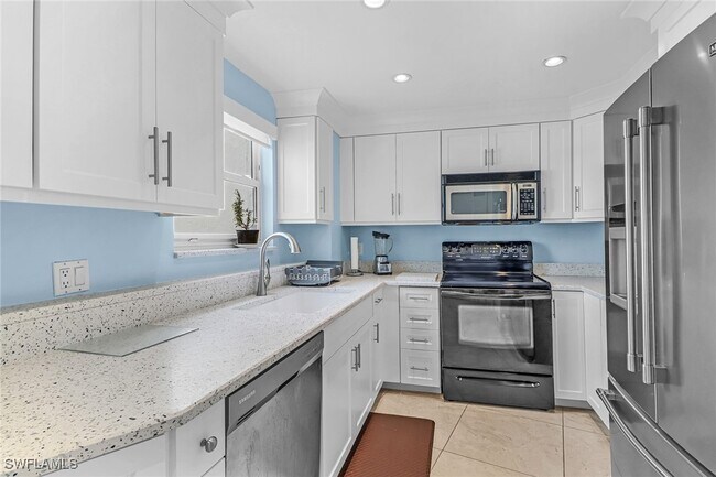 Building Photo - 10701 Gulf Shore Dr