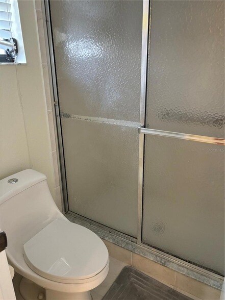 Building Photo - 750 Avenida Estancias