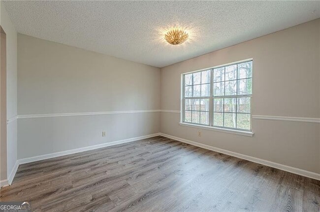 Building Photo - 6034 Coventry Cir