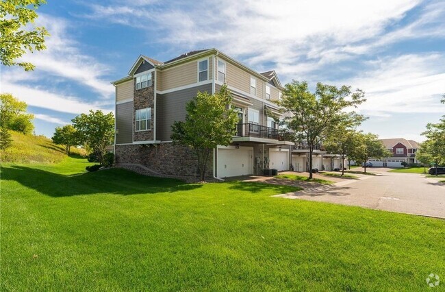Building Photo - 11280 Sand Castle Dr