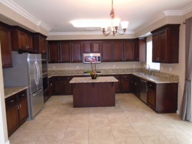 Building Photo - BEAUTIFUL 2 STORY IN WEST ROSEVILLE! 4 BEDROOM, 3 BATH, 3 CAR GARAGE, WITH LOW MAINTENANCE YARD!