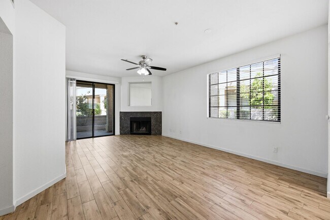 Building Photo - 11515 N 91st St