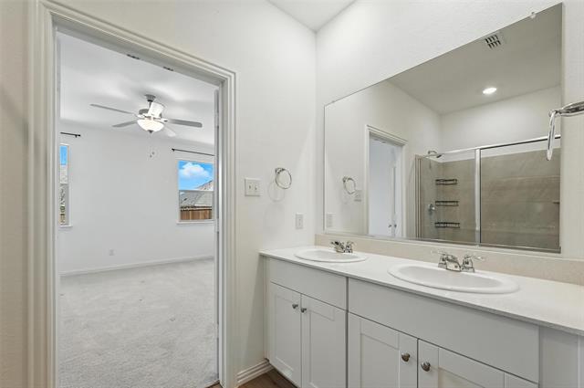 Building Photo - 3008 Chinkapin Ln