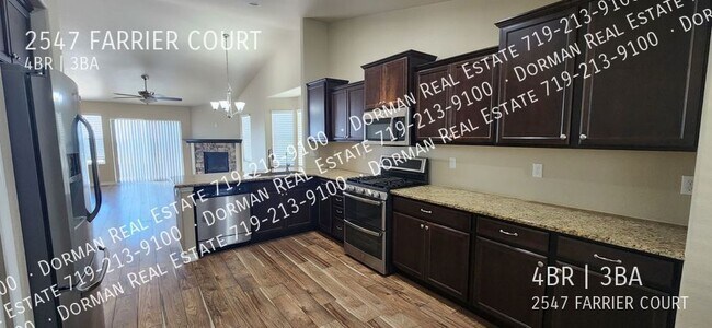 Building Photo - 2547 Farrier Ct