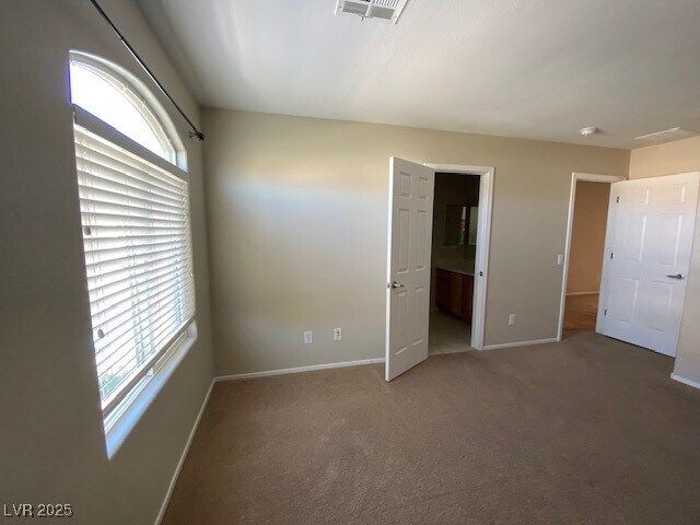 Building Photo - 8129 Loma Del Ray St