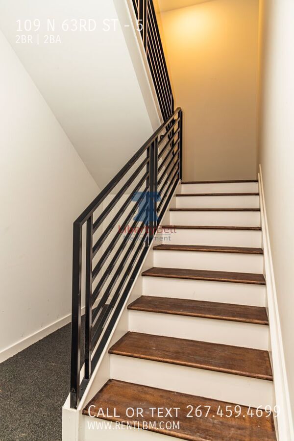 Building Photo - 109 N 63rd St