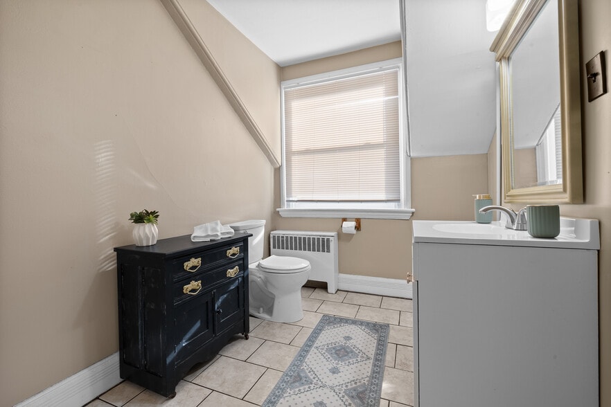 Building Photo - 7 Old Philadelphia Pike