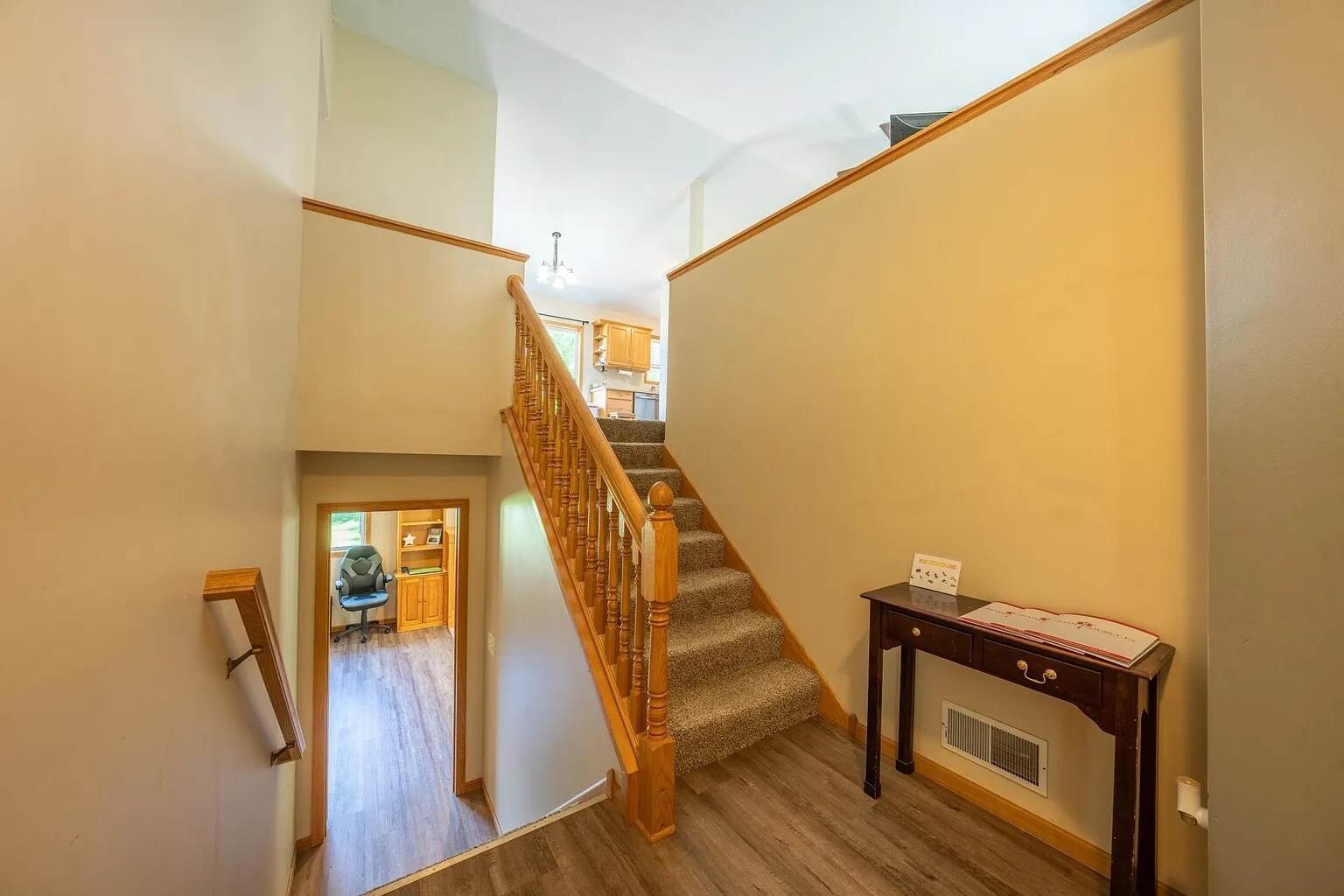 Building Photo - 1281 Applewood Way