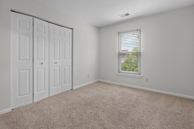 Building Photo - 3258 Nolen Ln