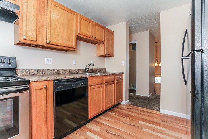 Building Photo - 2763 Quaker Ct