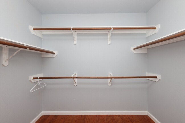 Building Photo - 7430 Pouter Dr