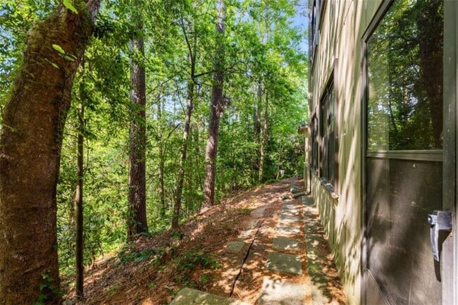 Building Photo - 183 Triumph Dr NW