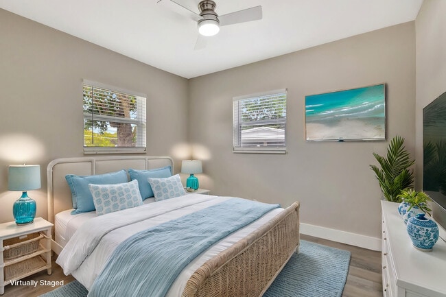 Building Photo - 1335 Lee St