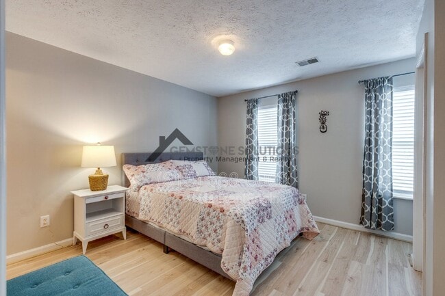 Building Photo - 668 Flintlock Ct