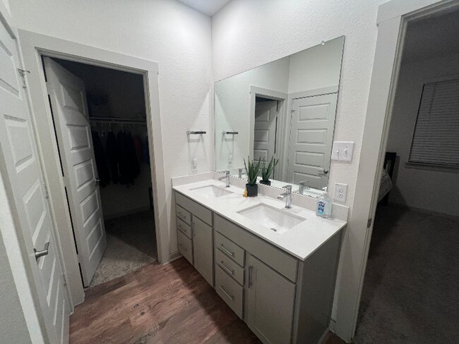 Building Photo - 109 Scarborough Wy