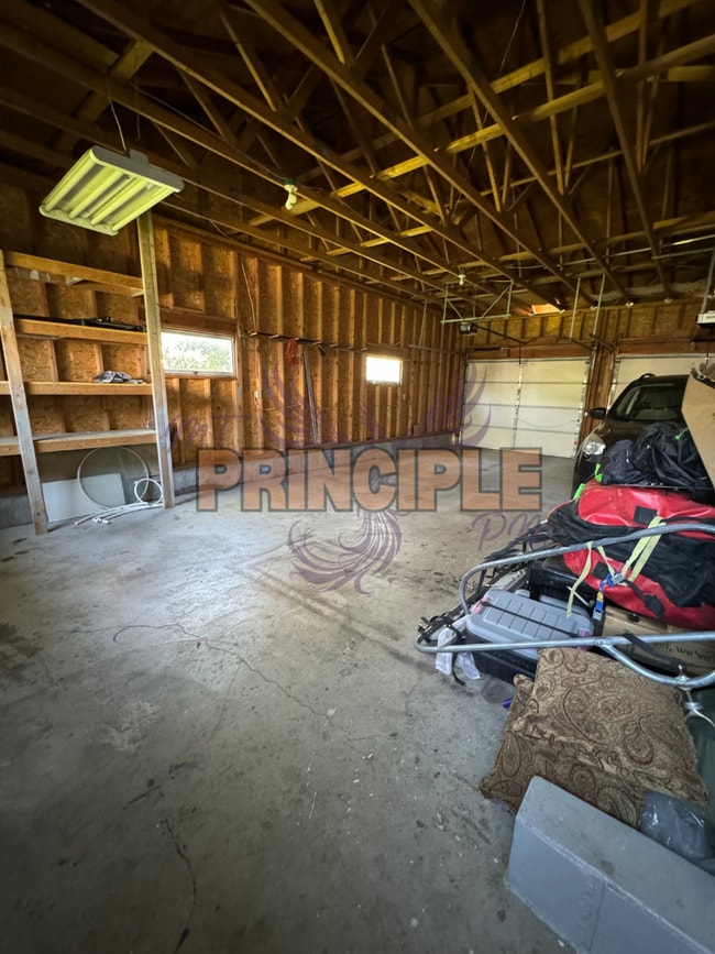 Building Photo - 15 Penney Lane