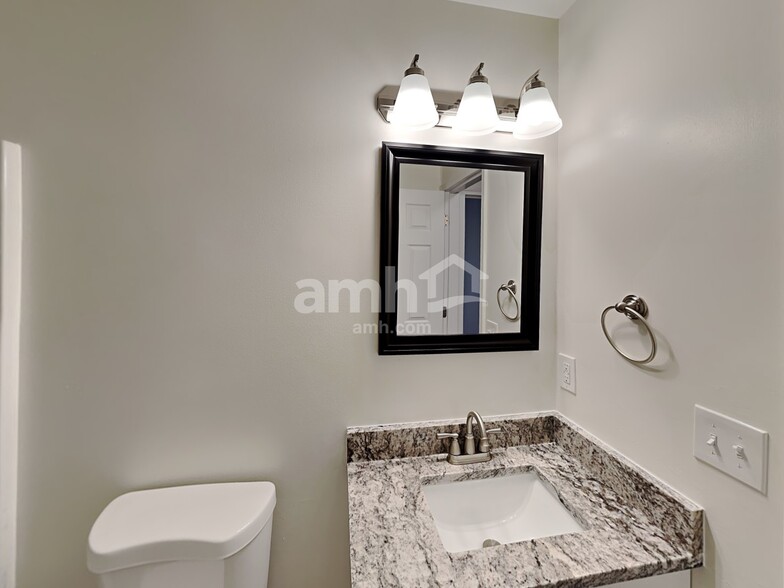 Building Photo - 131 Boutot St