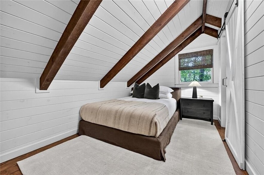 Building Photo - 545 Chestnut Ridge Cir