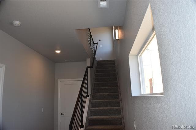 Building Photo - 18 E St Elmo Ave