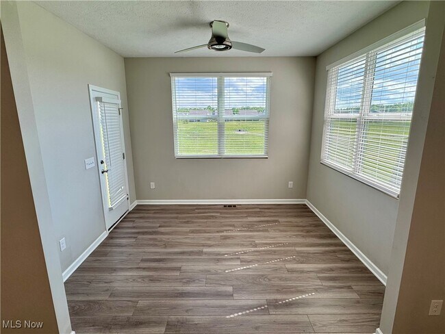 Building Photo - 23755 Rebecca Ln
