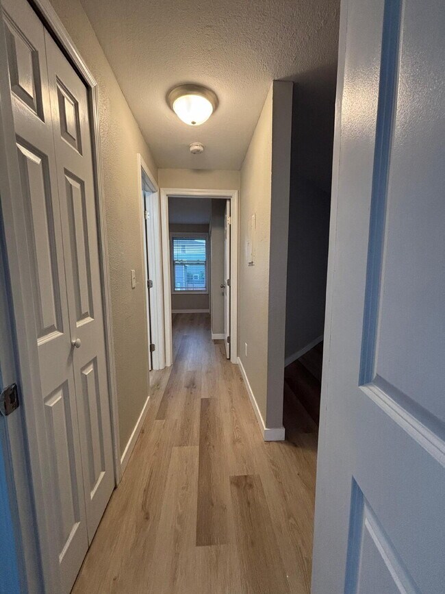 Building Photo - *1626 S G St #4, Tacoma, WA*