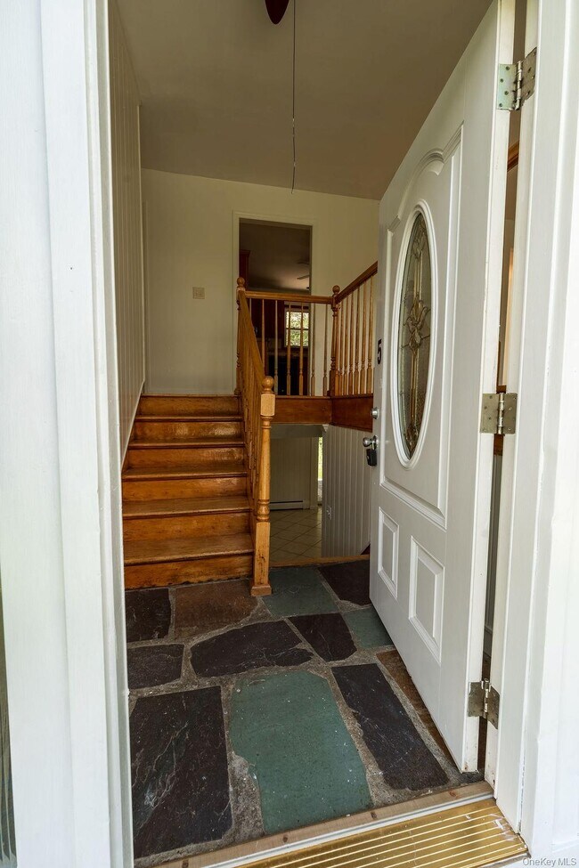 Building Photo - 5 Idlewild Dr