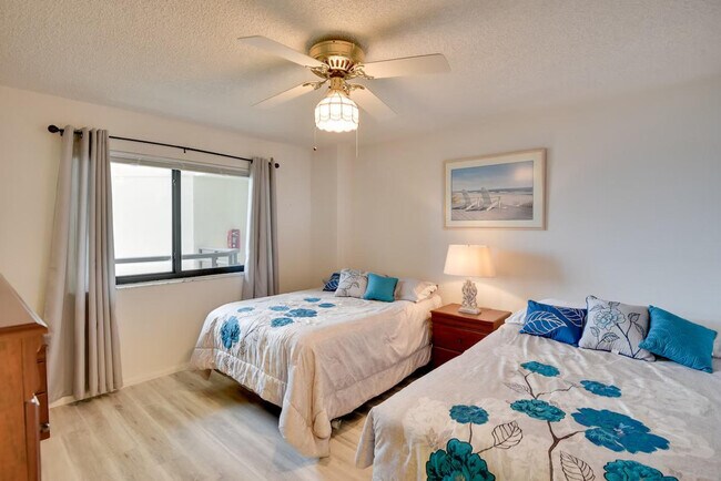 Building Photo - 3855 S Atlantic Ave