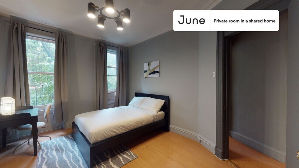 Building Photo - Room in Shared 4 bed/1 bath home in Hell's Kitchen