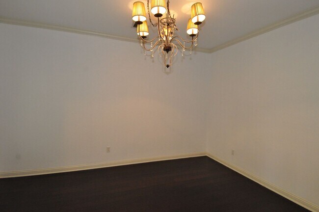 Building Photo - Beautiful Spacious Home FOR LEASE!
