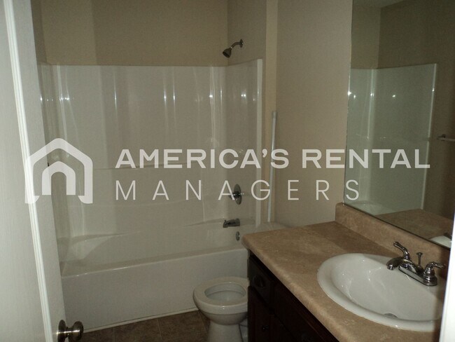 Building Photo - Great Home for Rent in Elrod!!! Available to View Now!