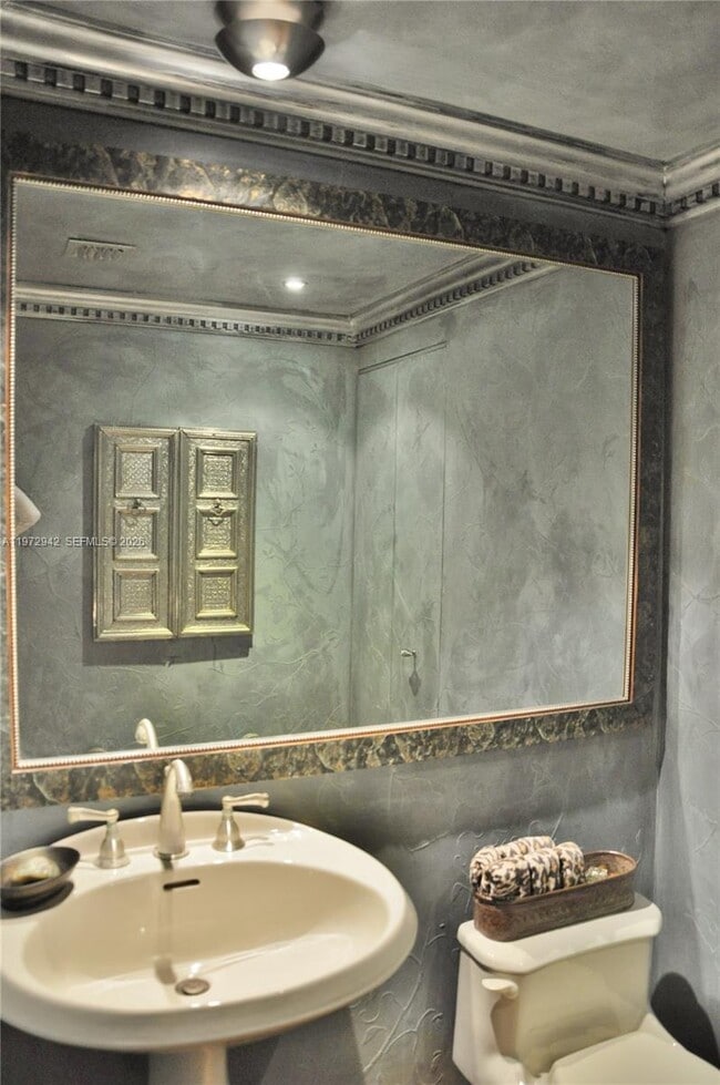 Building Photo - 1 Century Ln