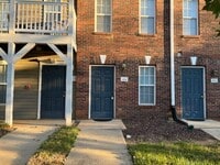 Building Photo - Desirable 1 Bed/1 Bath Condo in Very Convenient Location!