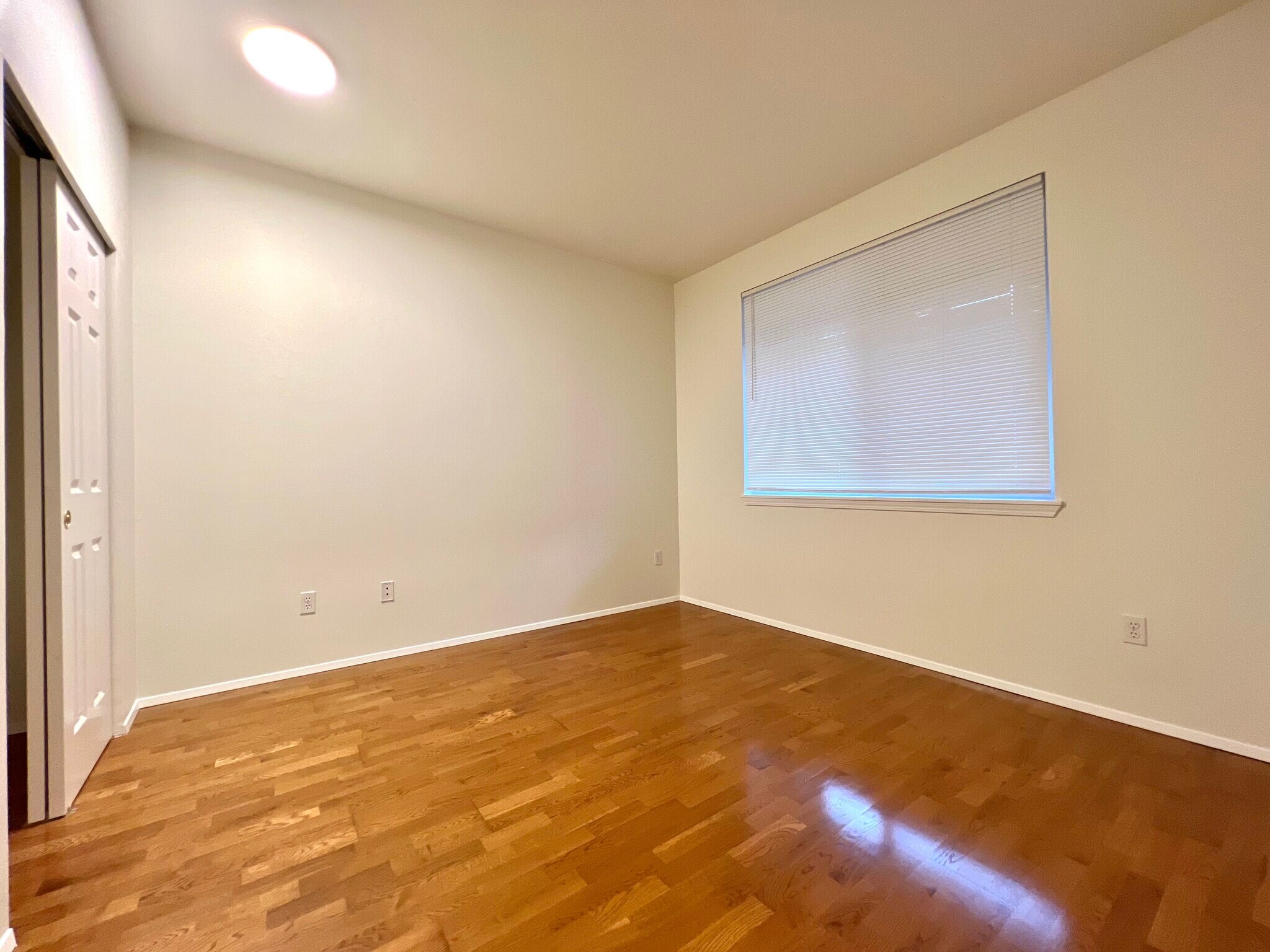 2nd bedroom - 12712 Admiralty Way