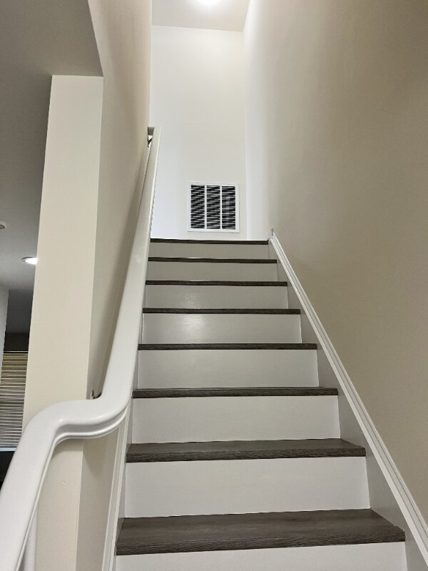 Building Photo - 2208 William Harris Way