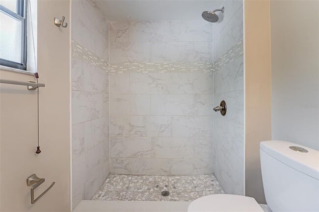 Building Photo - 16203 Fantasia Dr