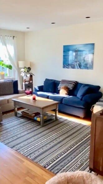 Building Photo - 20 Dean Rd