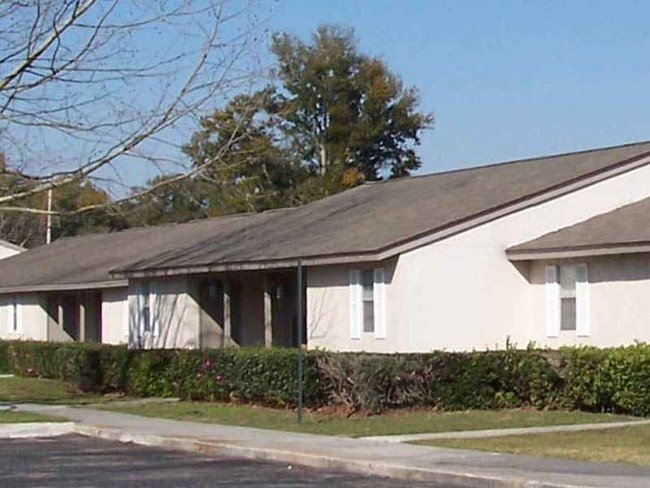 Primary Photo - Sherwood Oaks Apartments