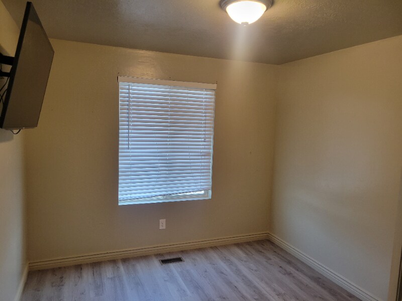 Building Photo - 8200 6900 W