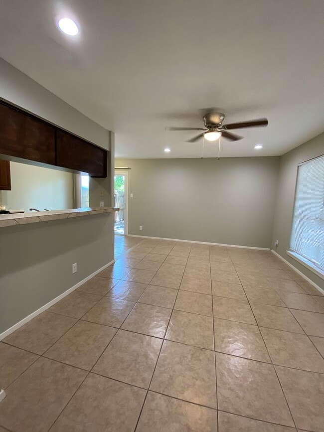 Building Photo - 1703 Coronado Hills Dr