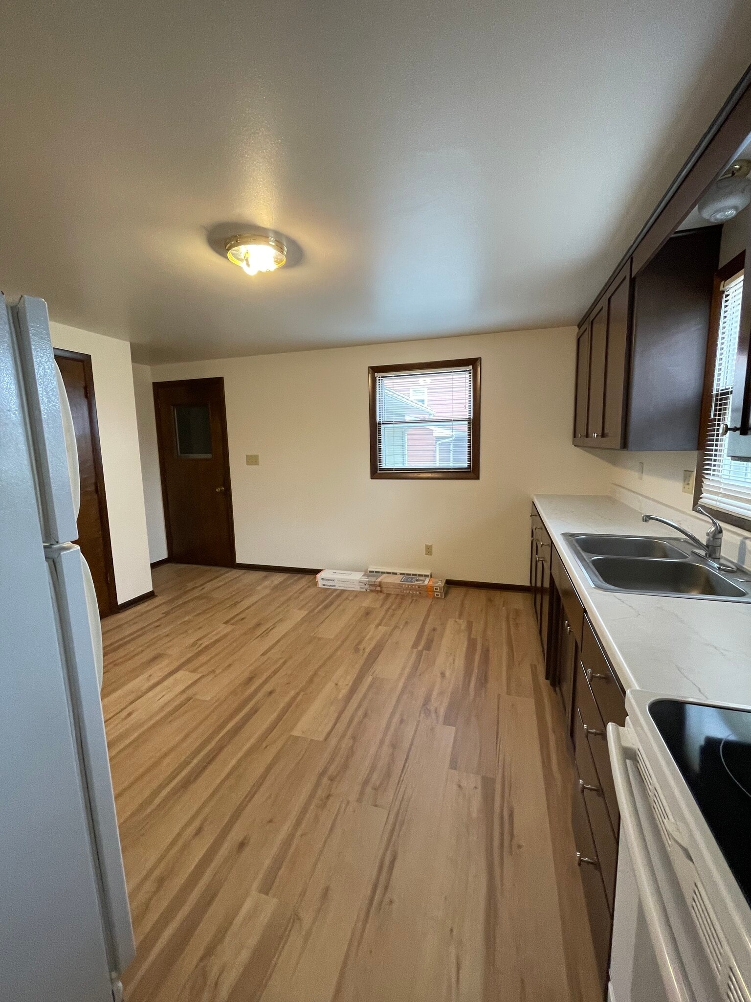 Building Photo - 1407 Wiesner St