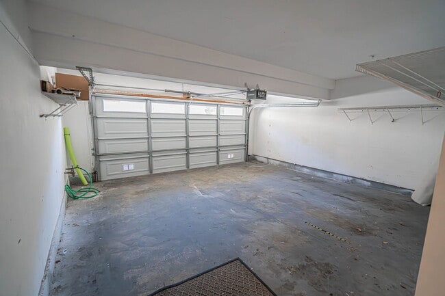Building Photo - COMING SOON! Village Walk 2 Bedroom for Re...